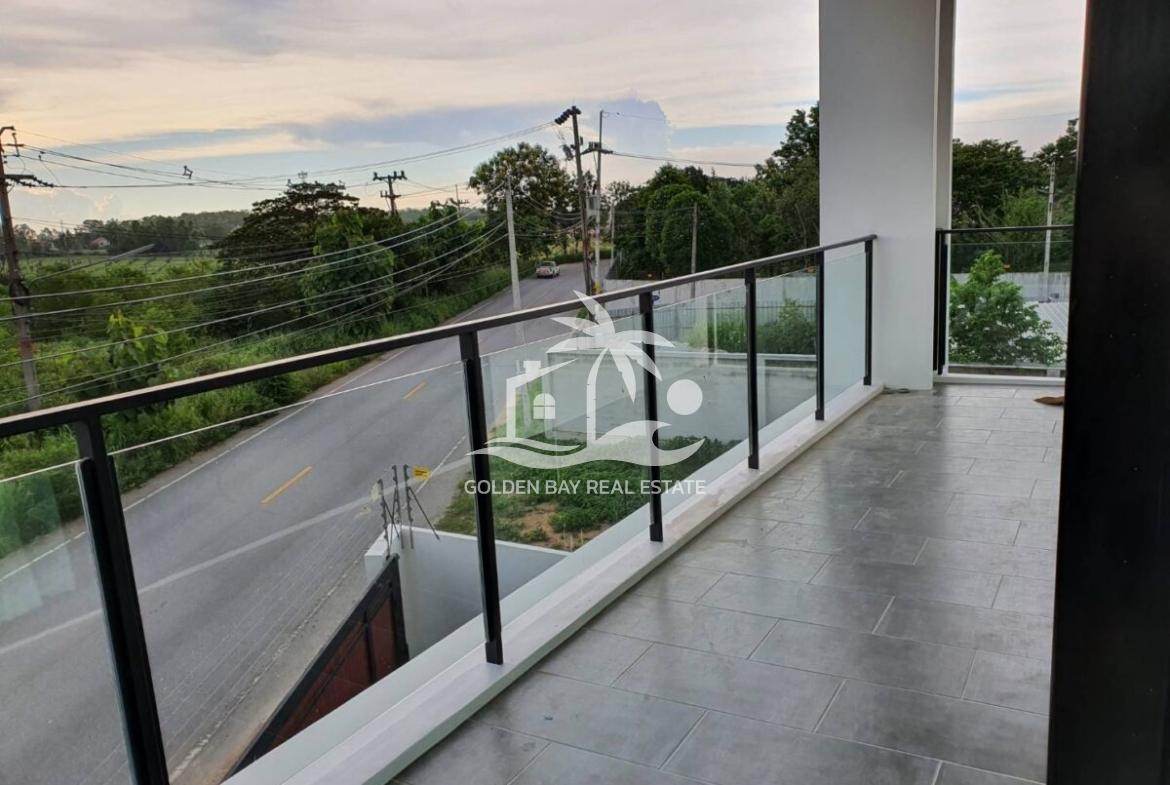 Private Pool Villa near Mabprachan Lake – East Pattaya