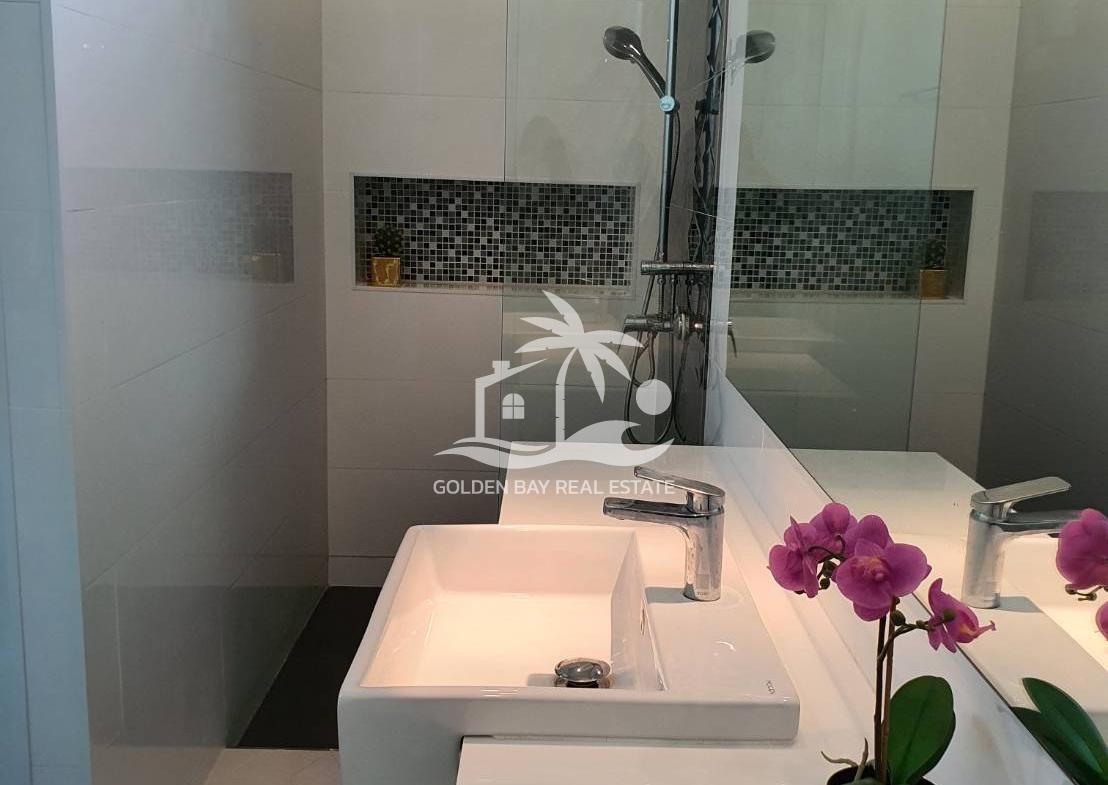 Private Pool Villa near Mabprachan Lake – East Pattaya